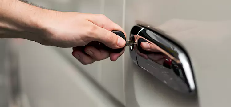 Why Choose Our Auto Locksmith Team in Burlington, IA?